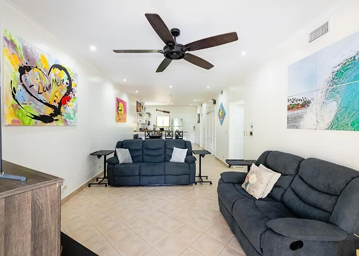 Sunrise 6- Ocean View 2 Bedroom Condo, Steps To The Apartamento