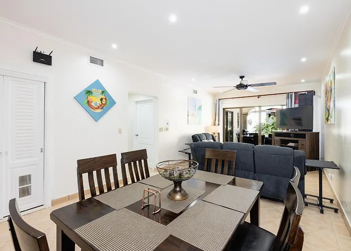 Sunrise 6- Ocean View 2 Bedroom Condo, Steps To The Apartamento