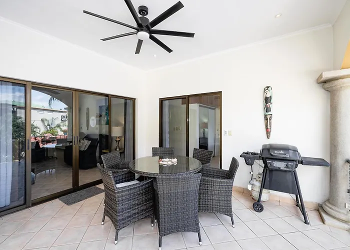 Apartamento Sunrise 6- Ocean View 2 Bedroom Condo, Steps To The Tamarindo