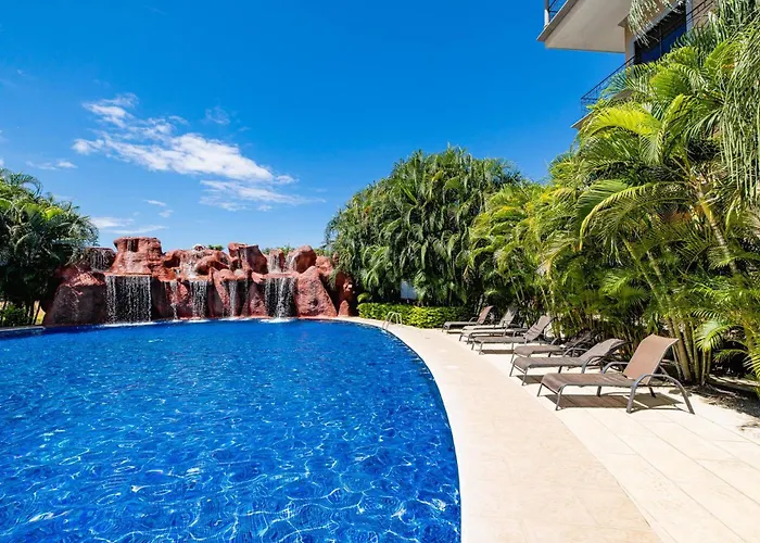 Apartamento Sunrise 6- Ocean View 2 Bedroom Condo, Steps To The *